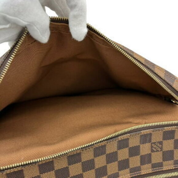 LOUIS VUITTON Damier Dorsoduro Shoulder Bag - Picture 7 of 10